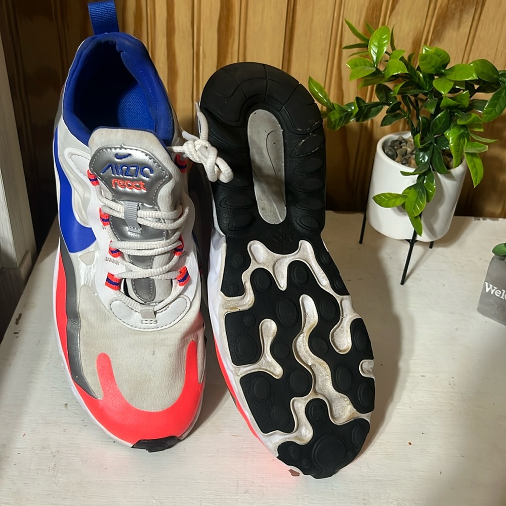 Nike 270 React - image 1